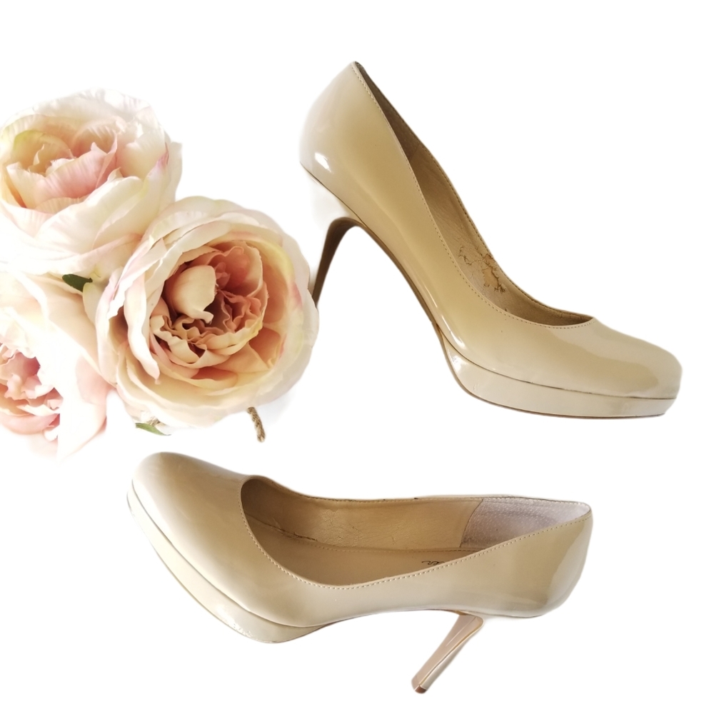 Marc Fisher Sydney2 Natural Patent Heels